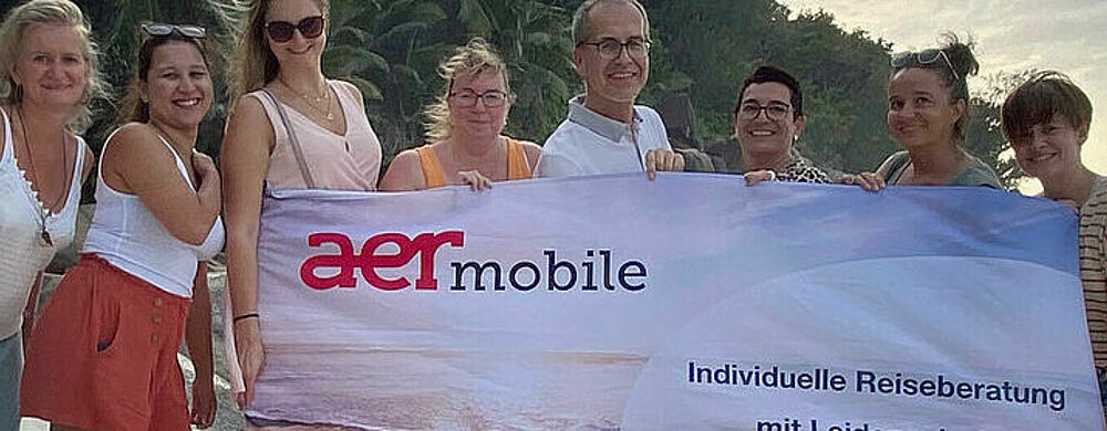 Beraterinnen von AER Mobile während eines Famtrips auf die Seychellen